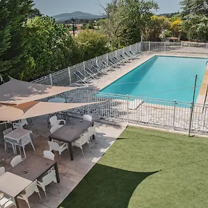 https://hotel-castel-sainte-anne.fr-provencehotel.com